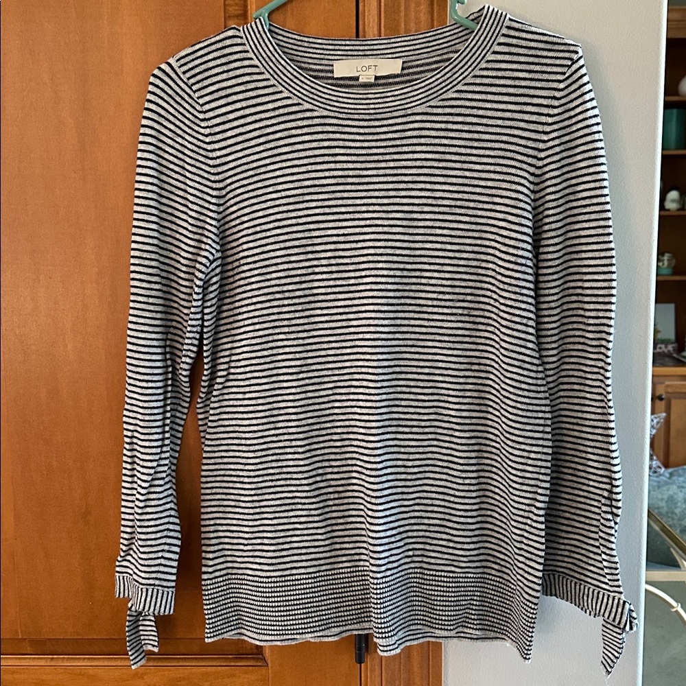 LOFT Striped Crewneck Knit Sweater Wool Blend Long Sleeve Tie Cuff Small S